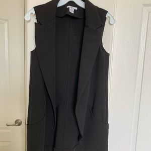 Sleeveless Blazer Top